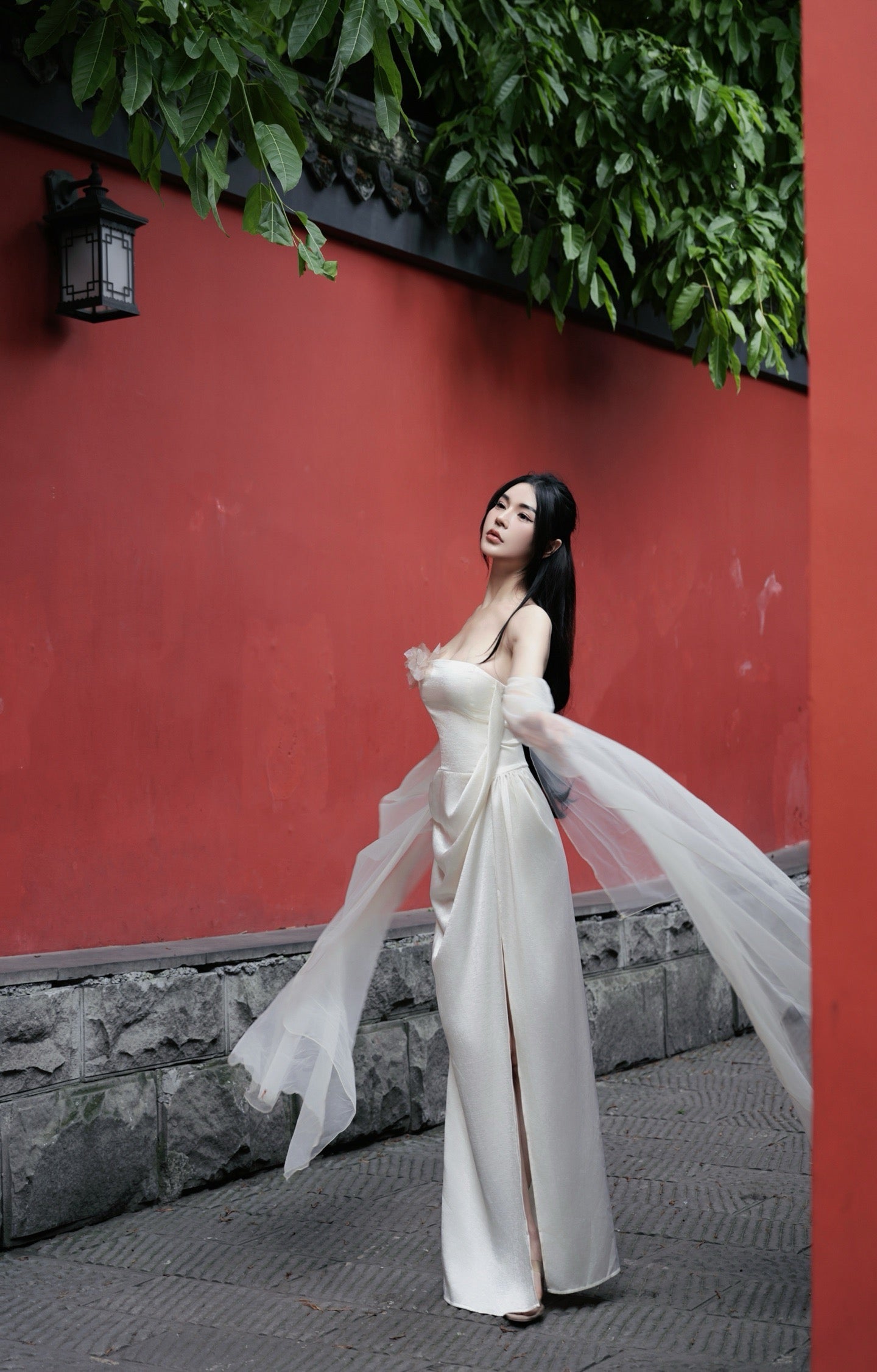 CROW CREW | Sheer Veil Strapless Dress (White)