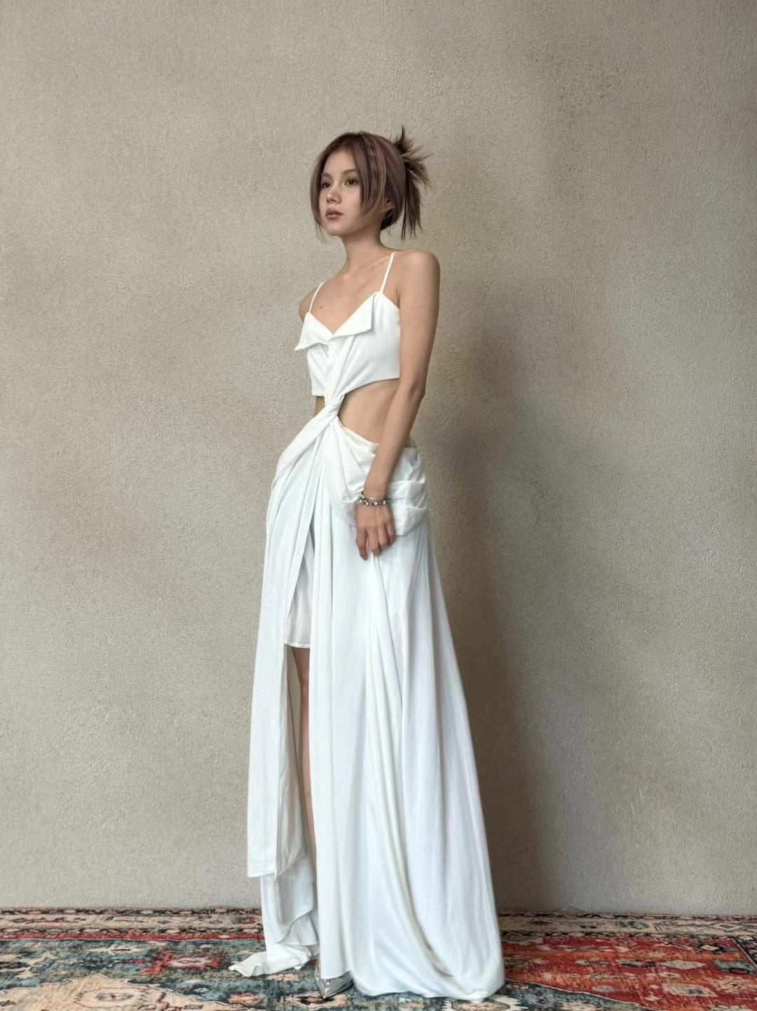 CROW CREW | Twist Cut-Out Dress (White)