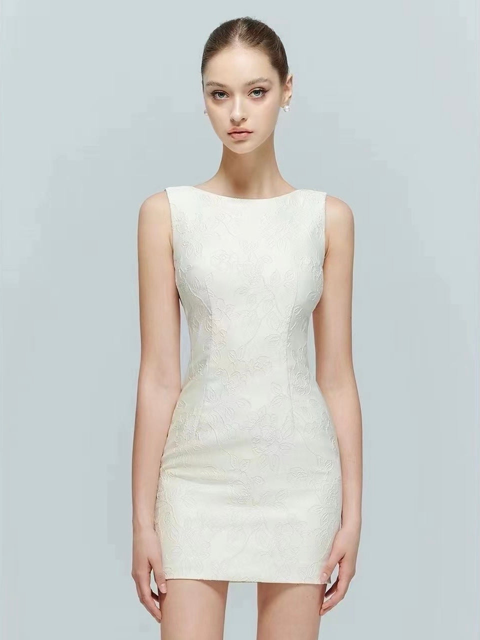 Artel Retro | Backless Jacquard Mini Dress with Pearl Detail (White)