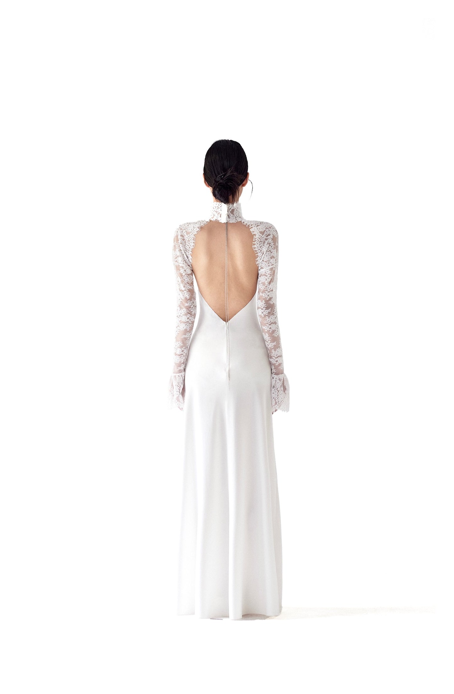 Tsuki | Lace Sleeves