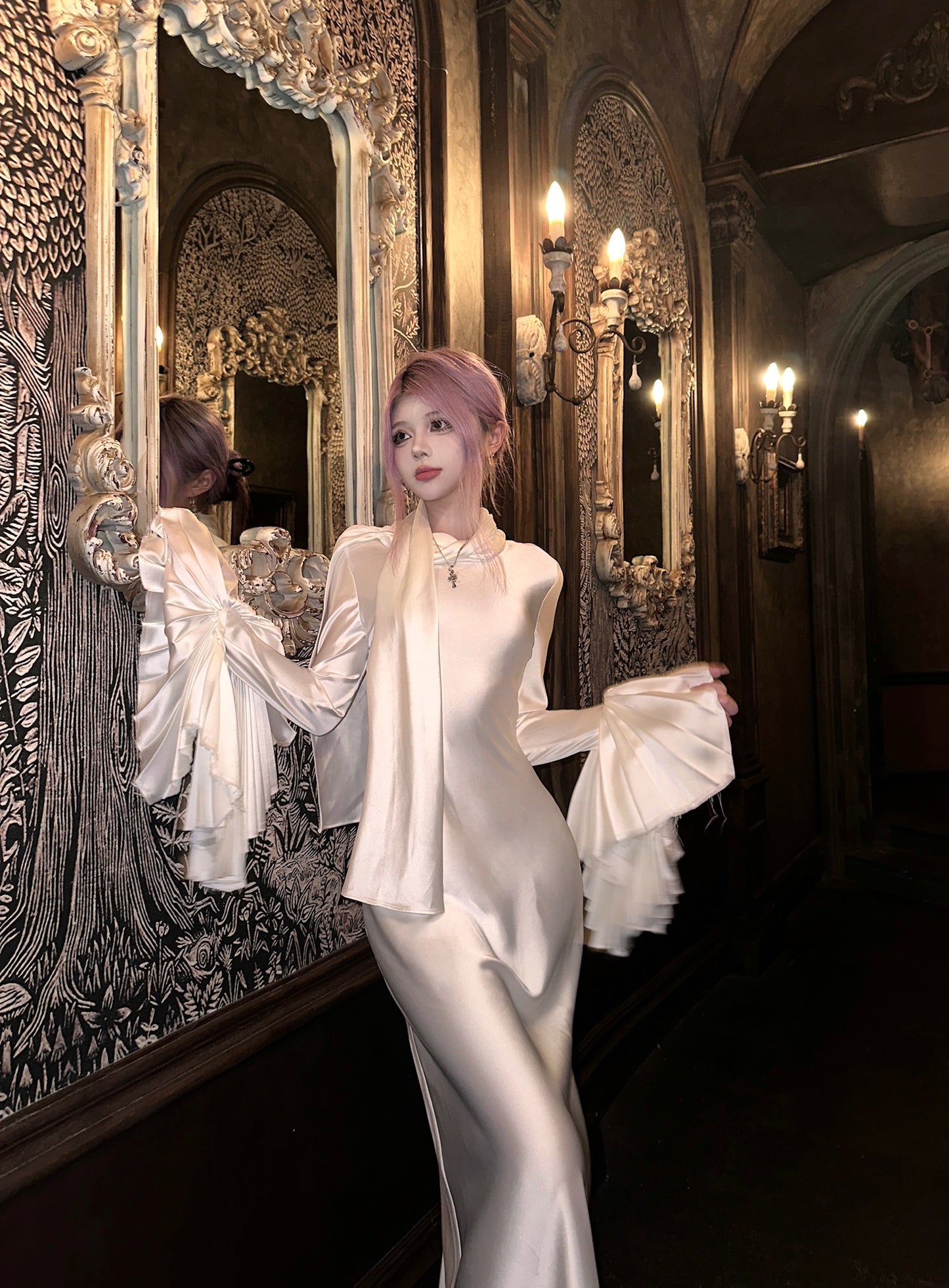 Tsuki | Backless Maxi Dress with Ruffled Sleeves (White)