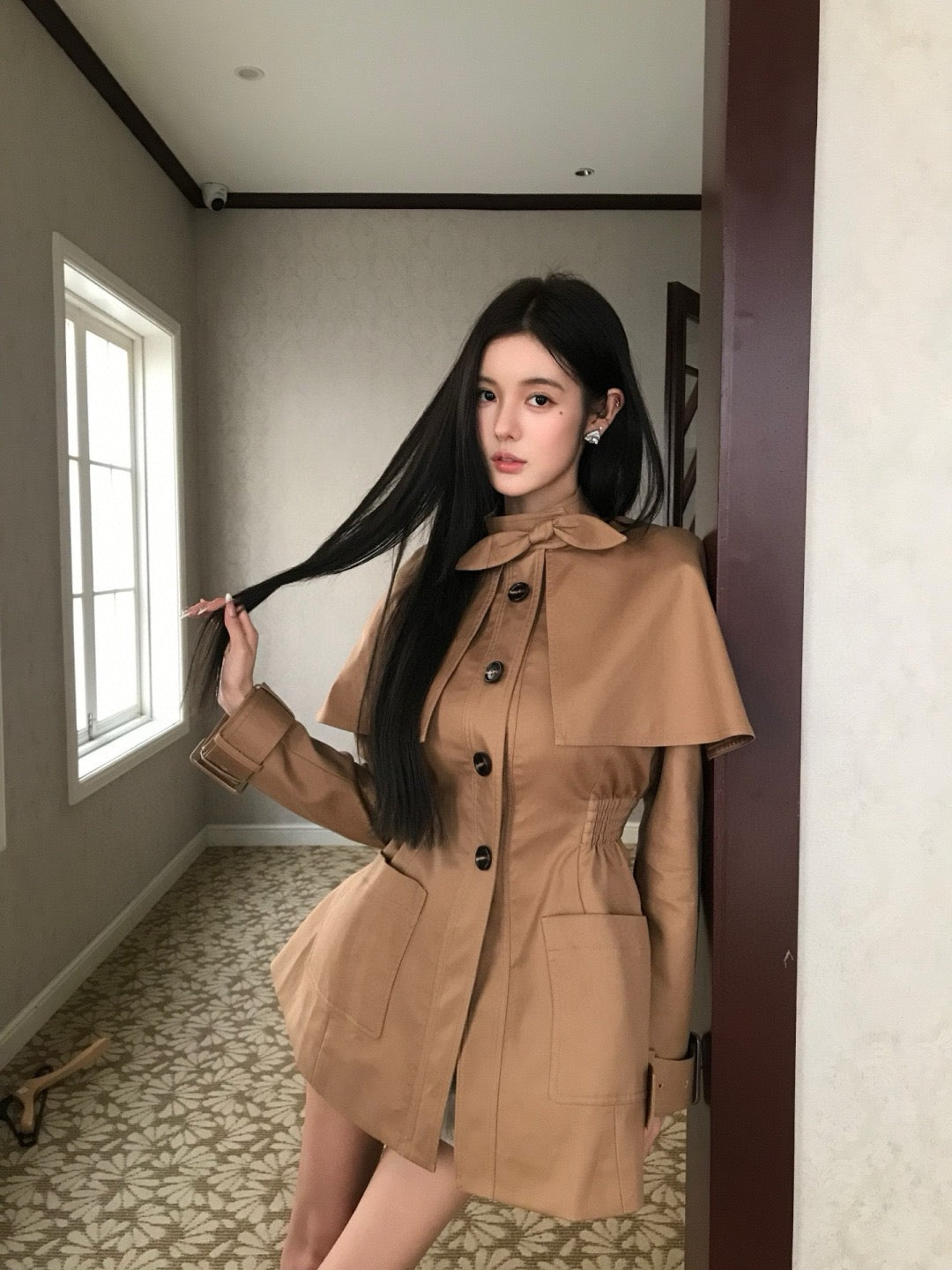 Maison Wester | British-Style Cape Trench Coat