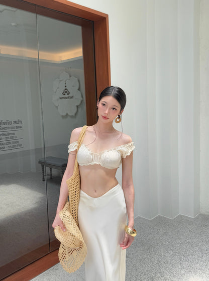 Tsuki | Off-the-Shoulder Bra Top+Ruffled Mermaid Skirt (Cream)