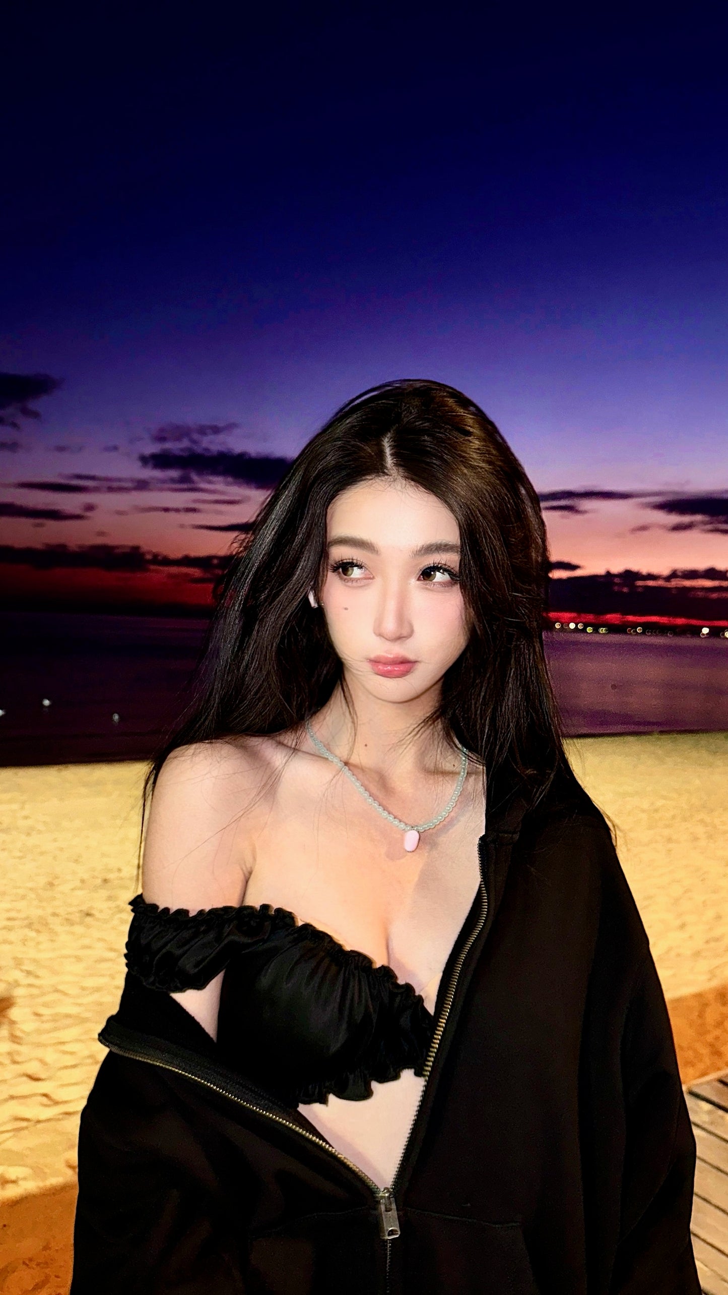 Tsuki | Off-the-Shoulder Bra Top+Ruffled Mermaid Skirt (Black)