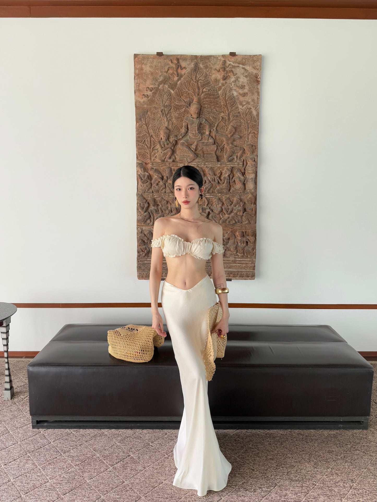 Tsuki | Off-the-Shoulder Bra Top+Ruffled Mermaid Skirt (Cream)
