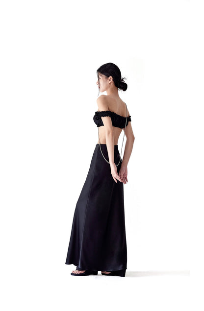 Tsuki | Off-the-Shoulder Bra Top+Ruffled Mermaid Skirt (Black)