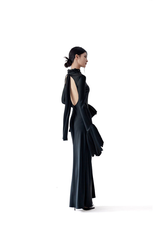 Tsuki | Backless Maxi Dress with Ruffled Sleeves (Black)