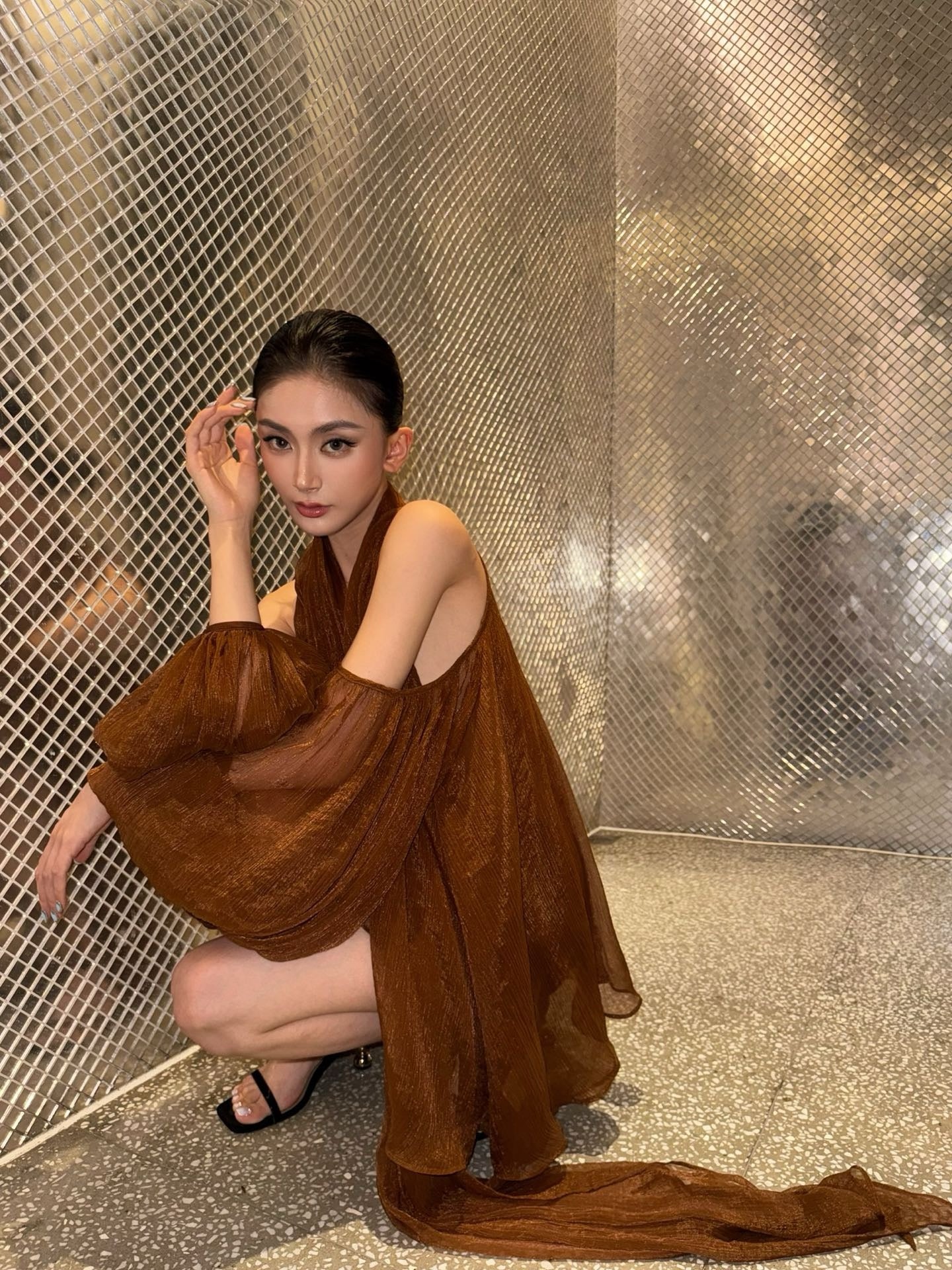Artel Retro | Airy Sheer Backless Top (Brown)