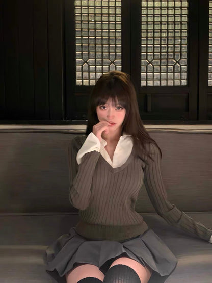 F1os | Two-Piece Set with Layered Polo Neck Top & Pleated Skirt