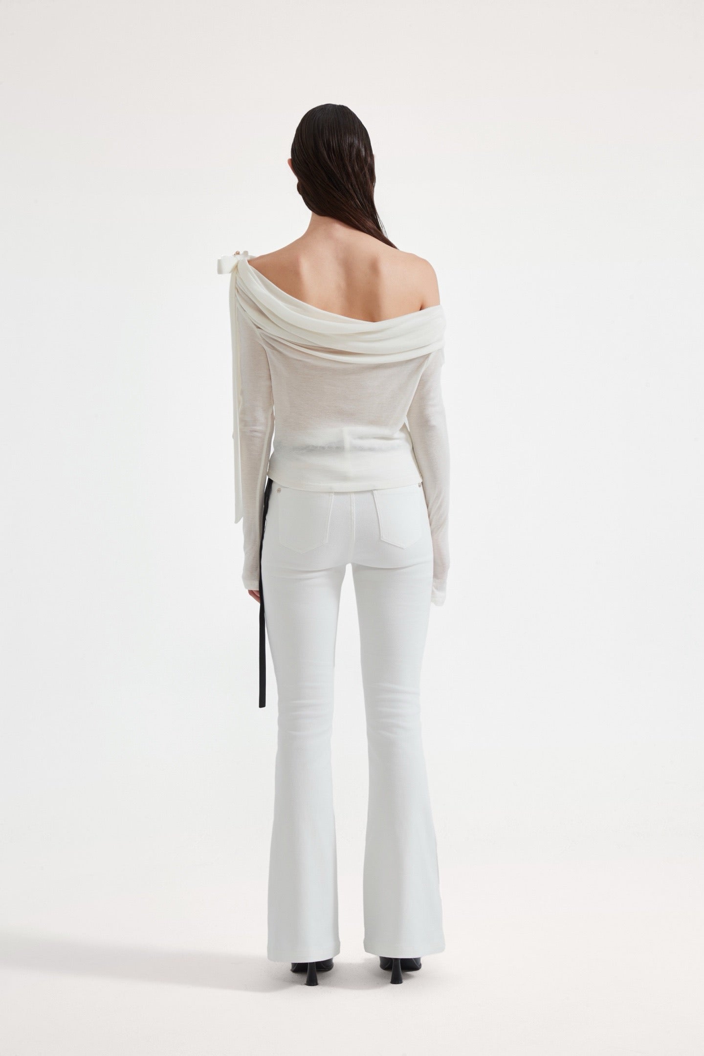 KINGWEN | One-Shoulder Draped Top with Bow Tie (3 Color)