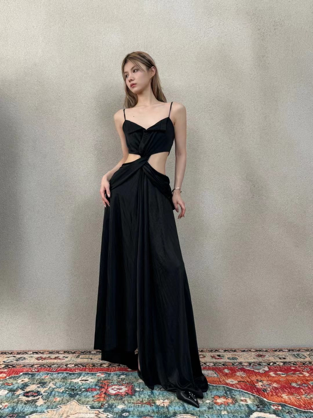 CROW CREW | Twist Cut-Out Dress (Black)