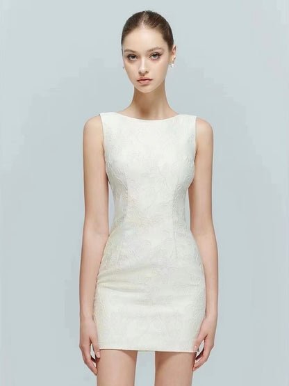 Artel Retro | Backless Jacquard Mini Dress with Pearl Detail (White)